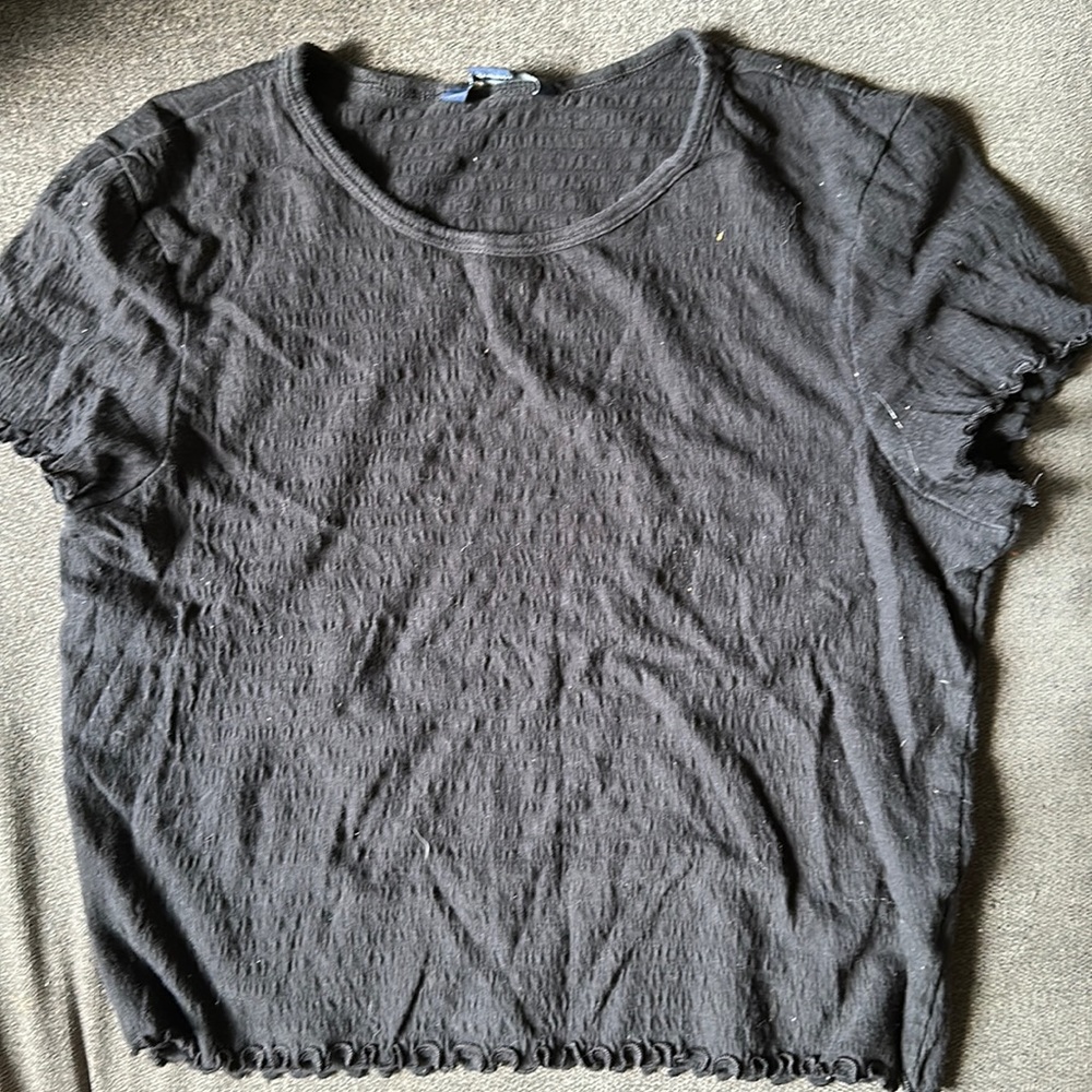 black crop top size medium. worn a few times